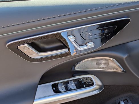 New 2026 Mercedes-Benz E 53 AMG e 4MATIC Sedan image 15