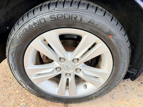 Used 2013 Acura ILX 4dr Sdn 2.0L image 16