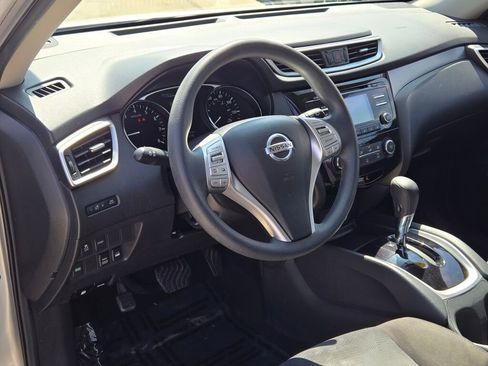 Used 2015 Nissan Rogue S AWD/4WD image 20