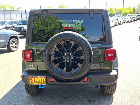 Certified 2023 Jeep Wrangler Unlimited Sahara w/ Cold Weather Group AWD/4WD image 5