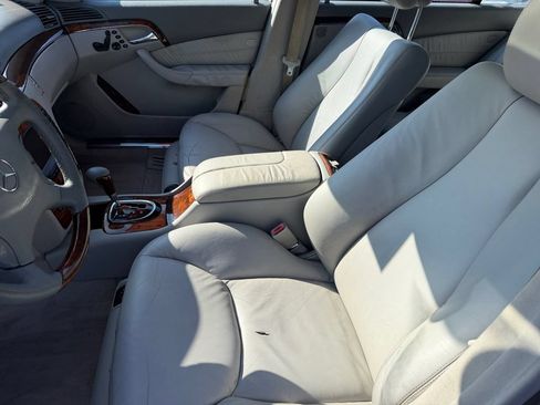 Used 2005 Mercedes-Benz S 500 4MATIC image 9