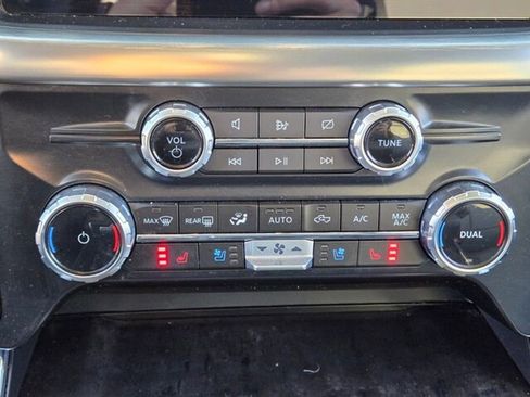 Certified 2023 Ford F150 Lariat w/ Trailer Tow Package image 25