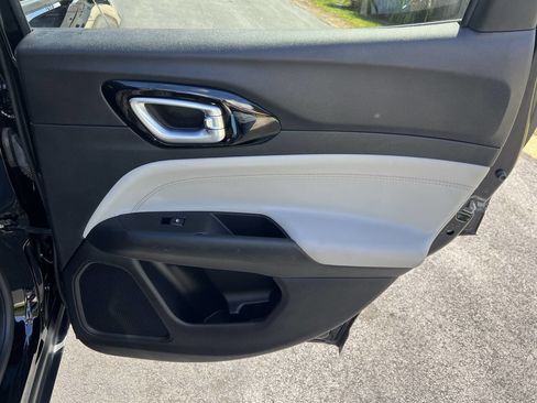 Used 2022 Jeep Compass Limited image 26