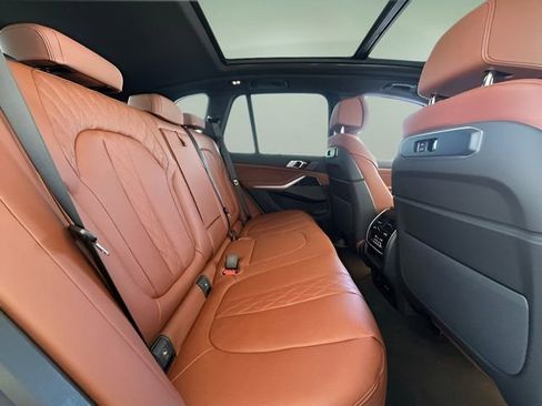 New 2026 BMW X5 sDrive40i w/ M Sport Package image 24