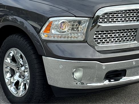 Used 2016 RAM 1500 Laramie w/ Convenience Group image 19