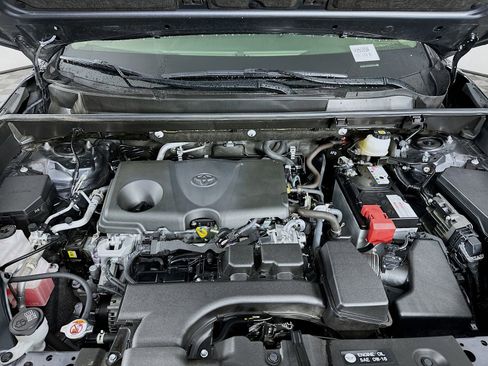 Certified 2023 Toyota RAV4 XLE w/ Convenience Package image 31