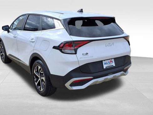 Used 2024 Kia Sportage EX image 6