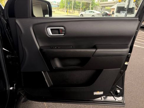 Used 2012 Honda Pilot Touring image 31