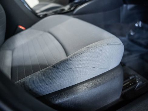 Used 2024 Toyota Corolla SE image 29