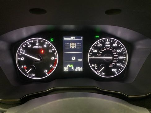 Used 2024 Subaru Outback Limited image 27