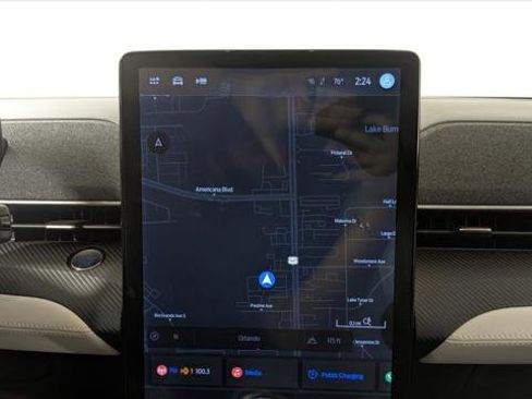 Used 2024 Ford Mustang Mach-E Premium image 30