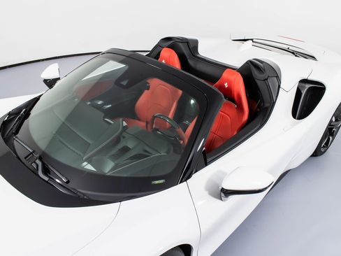 Certified 2023 Ferrari SF90 Spider image 31