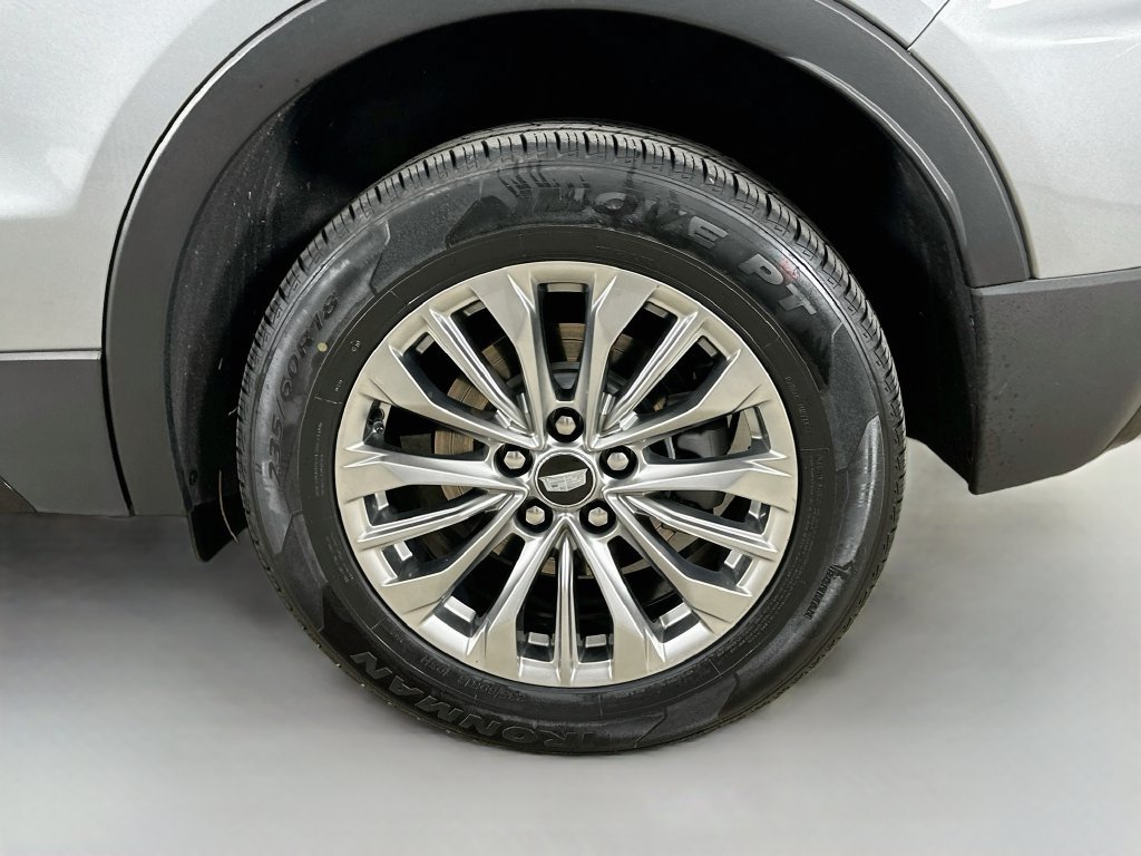 Used 2024 Cadillac XT4 Premium Luxury FWD image 34