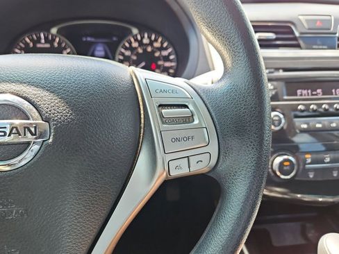 Used 2014 Nissan Altima 2.5 S FWD image 22