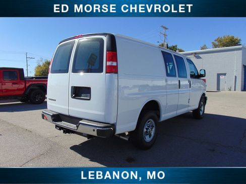 New 2024 Chevrolet Express 3500 w/ Driver Convenience Package image 5