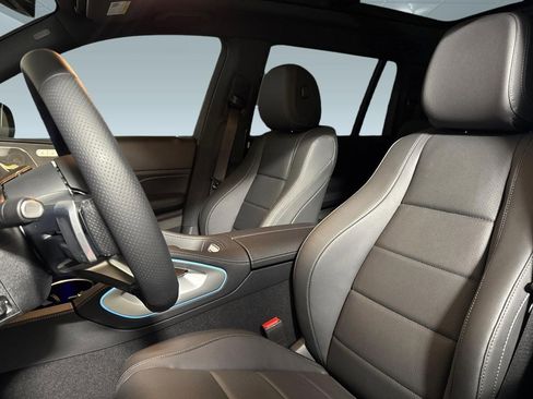 Certified 2025 Mercedes-Benz GLS 450 4MATIC image 20