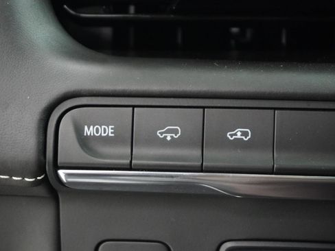 Used 2023 Cadillac Escalade Sport Platinum image 10