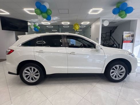 Used 2017 Acura RDX AWD w/ Technology Package image 5