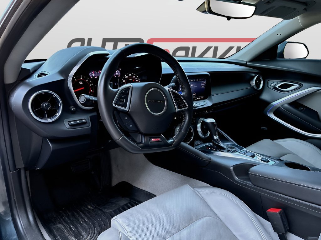 Used 2023 Chevrolet Camaro SS RWD image 9