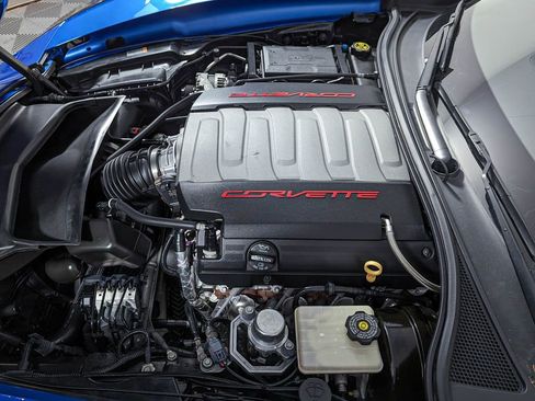 Used 2015 Chevrolet Corvette Stingray Coupe w/ 2LT Preferred Equipment Group image 42