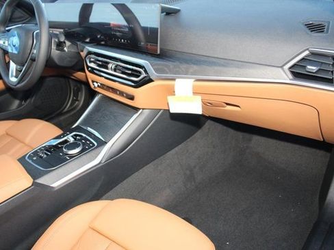 Used 2024 BMW i4 eDrive35 w/ Premium Package image 25