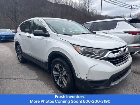 Used 2019 Honda CR-V LX image 3