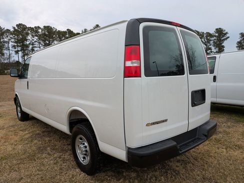 New 2025 Chevrolet Express 3500 Extended w/ Driver Convenience Package image 6