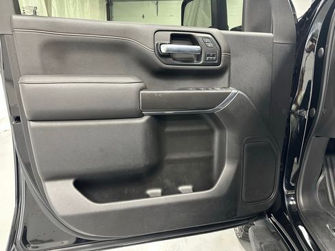 Used 2022 GMC Sierra 2500 AT4 image 8