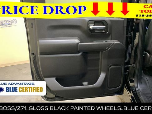 Used 2024 Chevrolet Silverado 1500 Custom Trail Boss AWD/4WD image 24