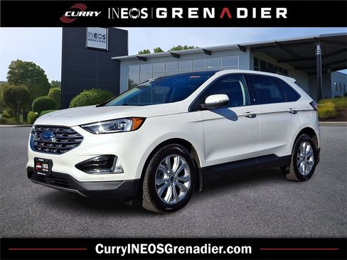 Used 2022 Ford Edge Titanium w/ Class II Trailer Tow Package image 1