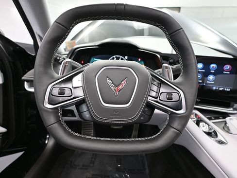 Used 2023 Chevrolet Corvette Stingray Premium Cpe w/ Z51 Performance Package image 29