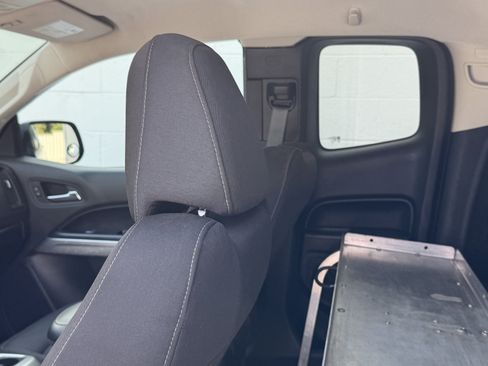 Used 2022 Chevrolet Colorado LT w/ Fleet Safety Package RWD image 23