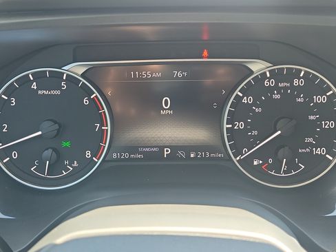 Certified 2025 Nissan Rogue SV FWD image 24