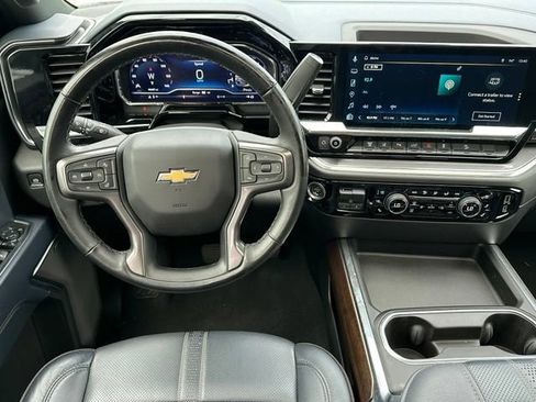 Used 2024 Chevrolet Silverado 2500 High Country w/ High Country Premium Package AWD/4WD image 11