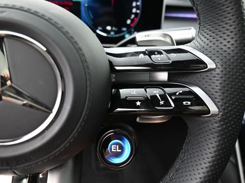 Used 2025 Mercedes-Benz S 63 AMG S image 12