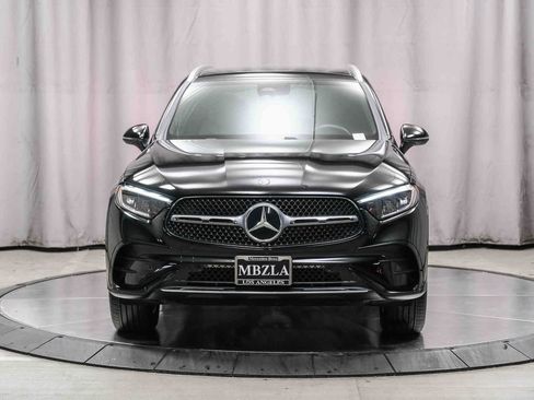 Certified 2025 Mercedes-Benz GLC 300 4MATIC image 6
