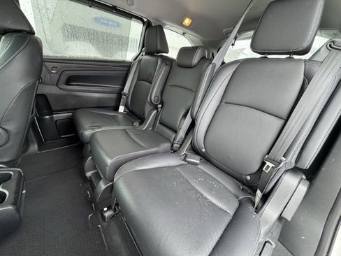 Used 2024 Honda Odyssey EX-L image 13