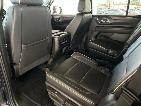 Used 2023 Chevrolet Tahoe Premier AWD/4WD image 16