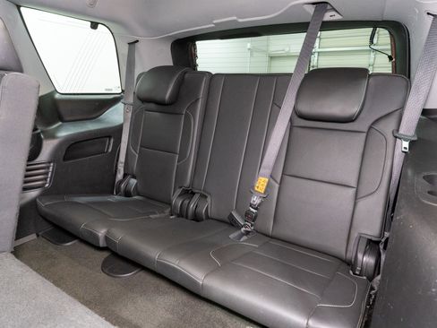 Used 2018 GMC Yukon SLT w/ Open Road Package image 35