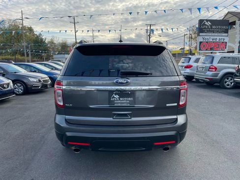 Used 2015 Ford Explorer XLT w/ Equipment Group 202A image 14