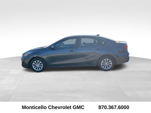 Used 2024 Kia Forte LX image 6