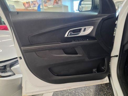 Used 2016 Chevrolet Equinox LS AWD/4WD image 32