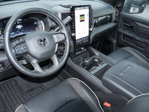 Used 2025 RAM 3500 Limited image 18