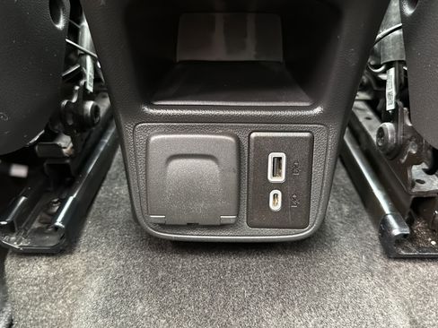 Used 2023 Chevrolet TrailBlazer RS w/ Sun and Liftgate Package AWD/4WD image 25