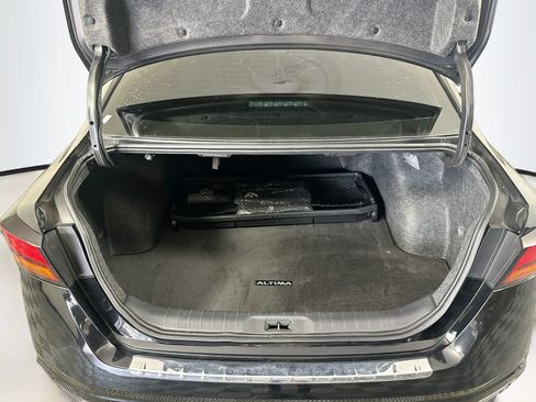 Used 2023 Nissan Altima 2.5 SR FWD image 27