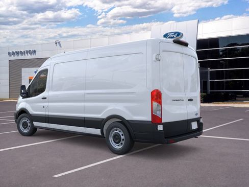 New 2026 Ford Transit 250 148 Medium Roof RWD image 4