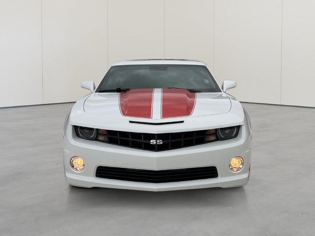 Used 2010 Chevrolet Camaro SS w/ RS Package RWD image 8