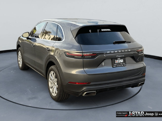 Used 2021 Porsche Cayenne AWD/4WD image 7