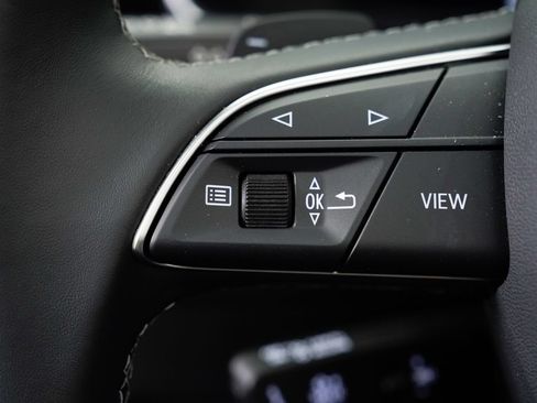 Certified 2025 Audi Q8 Premium Plus w/ Premium Plus Package AWD/4WD image 24