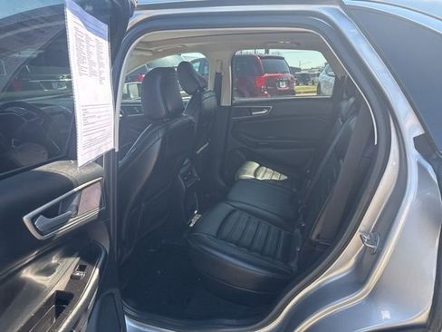 Used 2020 Ford Edge SEL w/ Convenience Package image 11